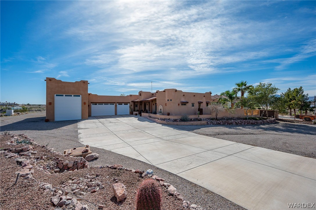 1748 Havasupai Drive