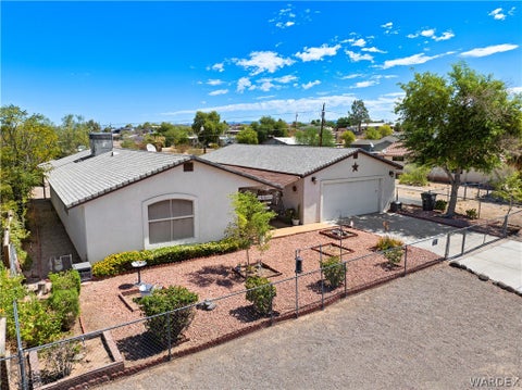 Featured picture for the property 015828
