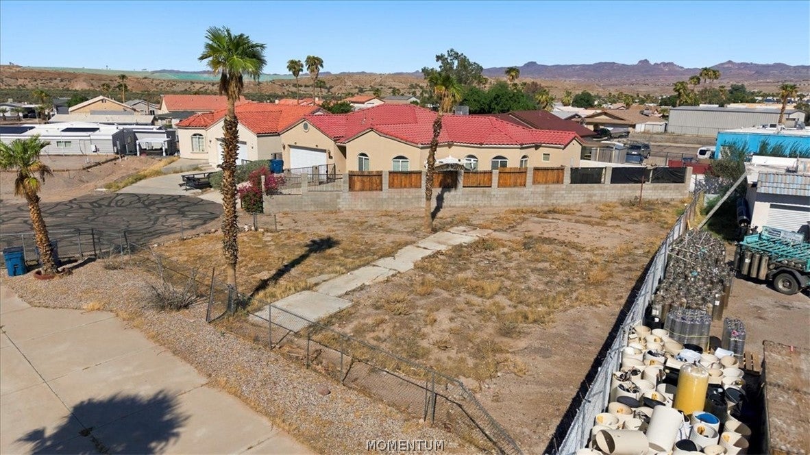 1382 Tuthill Lane