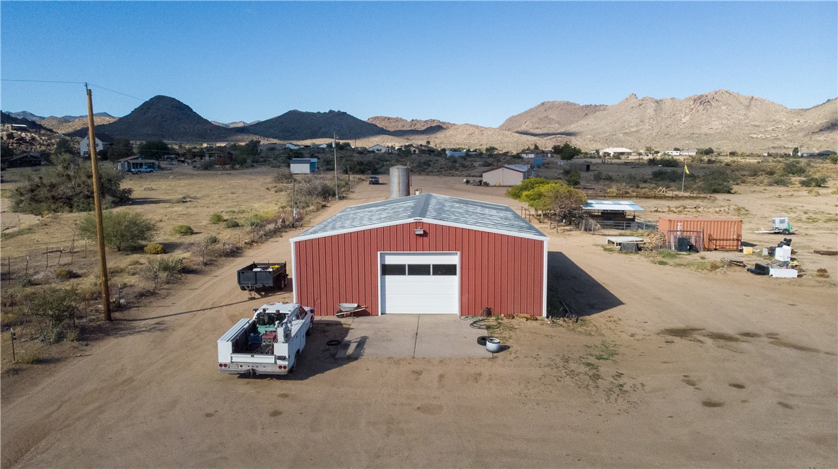 8187 N Red Wing Canyon Road