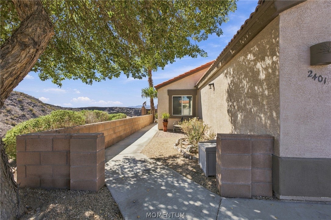 2401 Topanga Drive