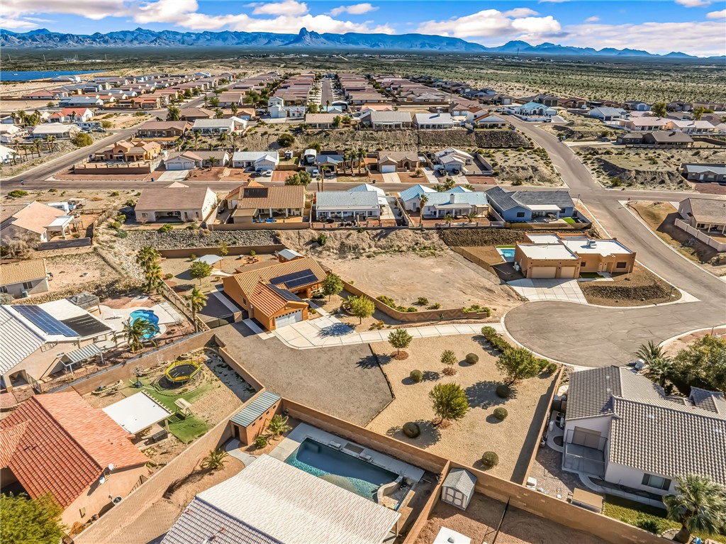 2419 E Pawnee Circle