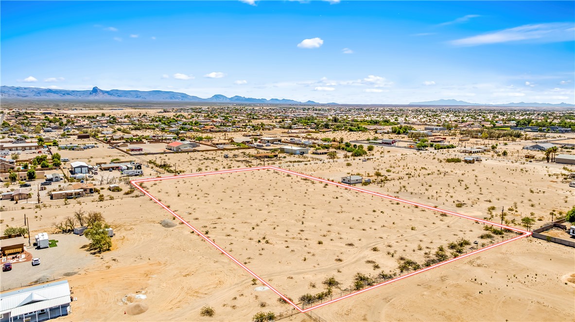 5301 S Calle Del Media