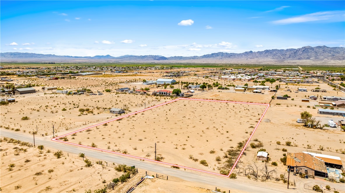 5301 S Calle Del Media