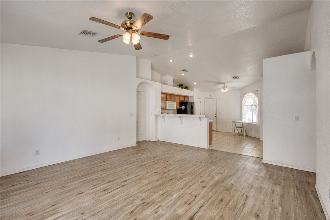 2191 Sierra Santiago