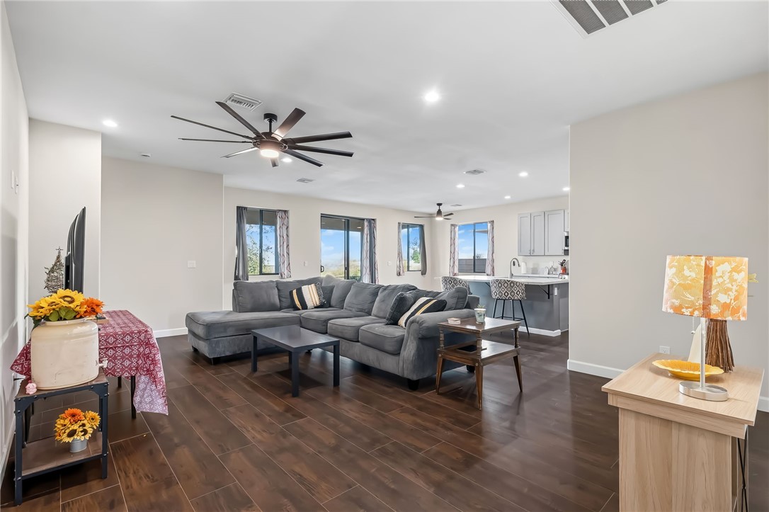 6093 S Lago Grande Drive