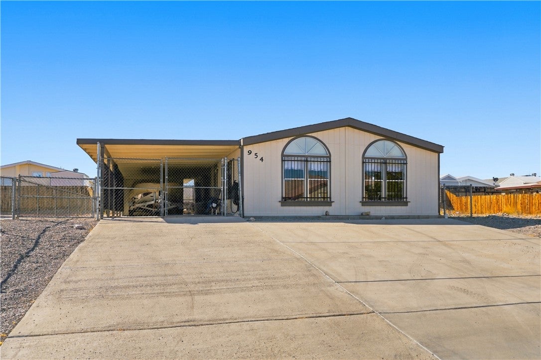 954 Stahlman Drive