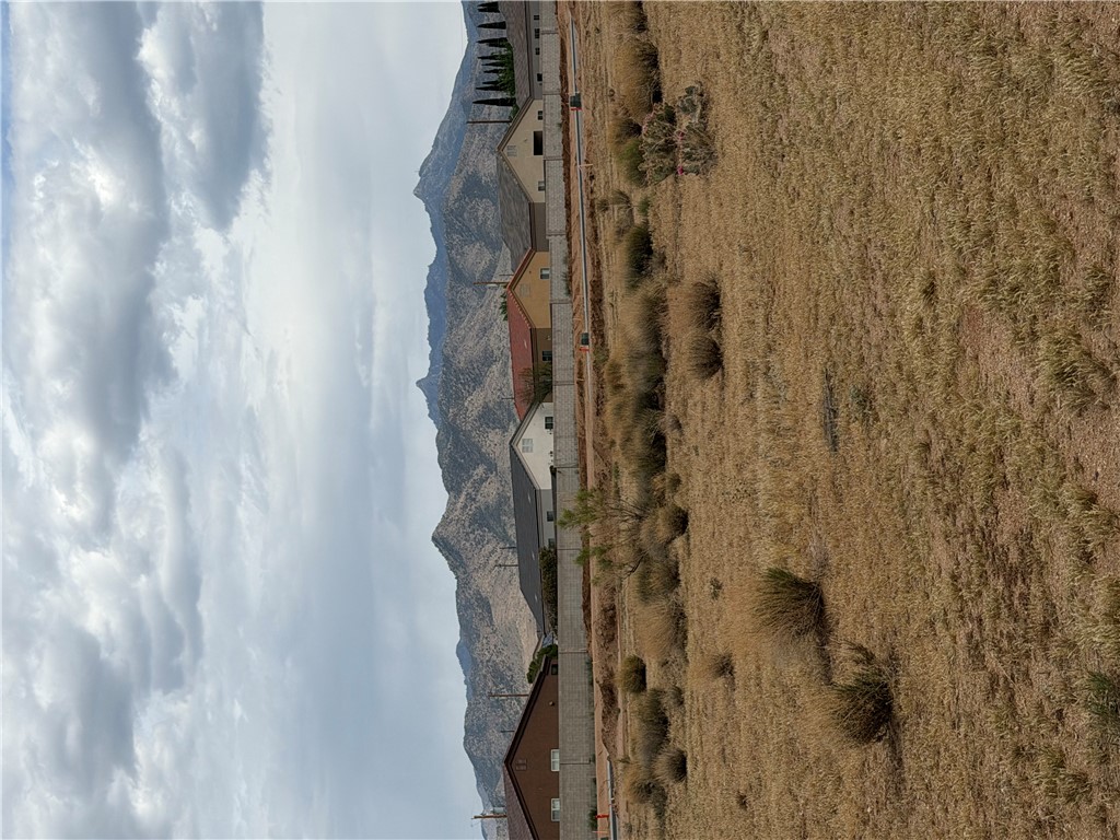 31104114 N Yuma Street