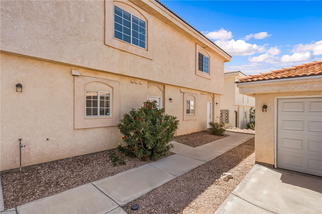 2394 N MOHAVE RIDGE Avenue