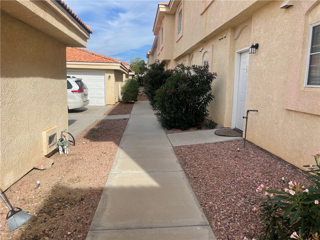 2394 N MOHAVE RIDGE Avenue