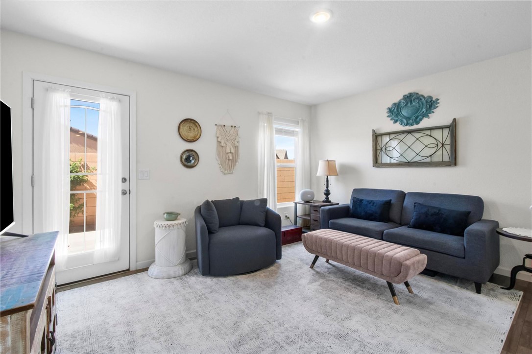 2424 Granite Circle