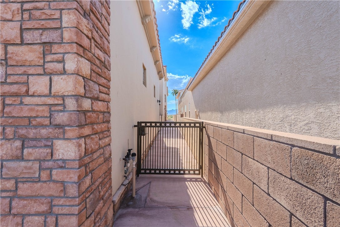 2925 Camino Del Rio