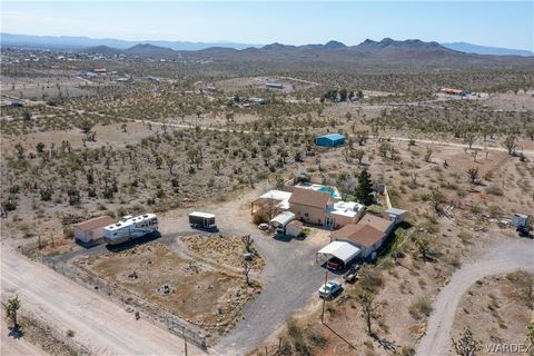 17305 N Lost Mine Drive Dolan Springs AZ 86441