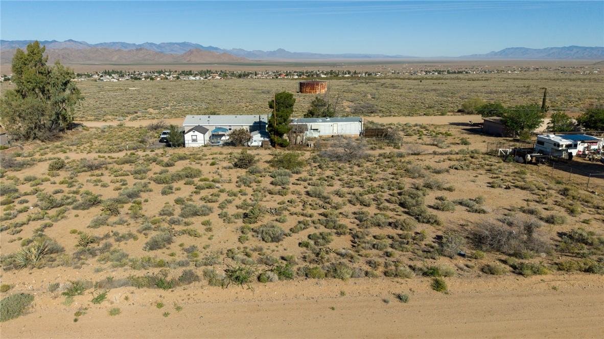 9421 N Cowbelle Avenue