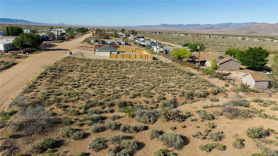 9421 N Cowbelle Avenue