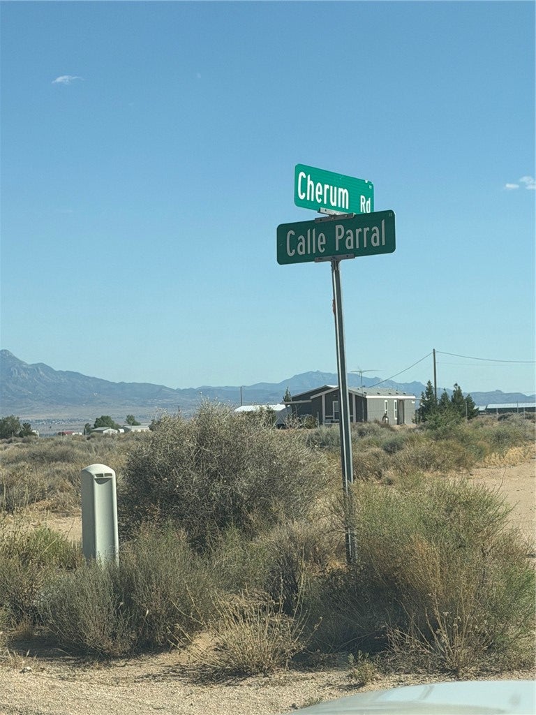 00 E Calle Parral Drive