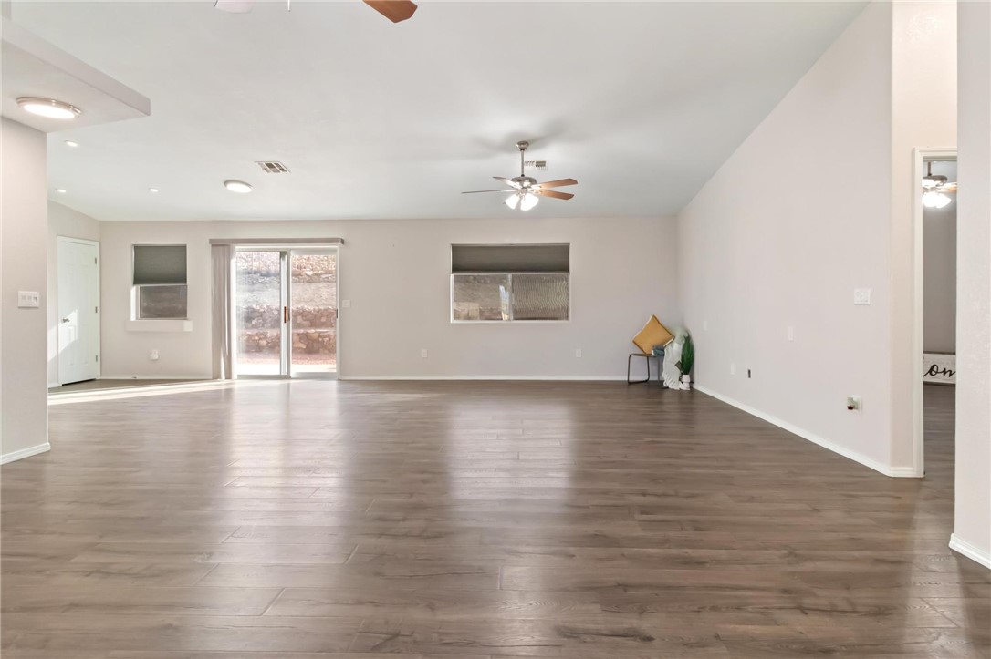 6052 S Bella Vista Drive