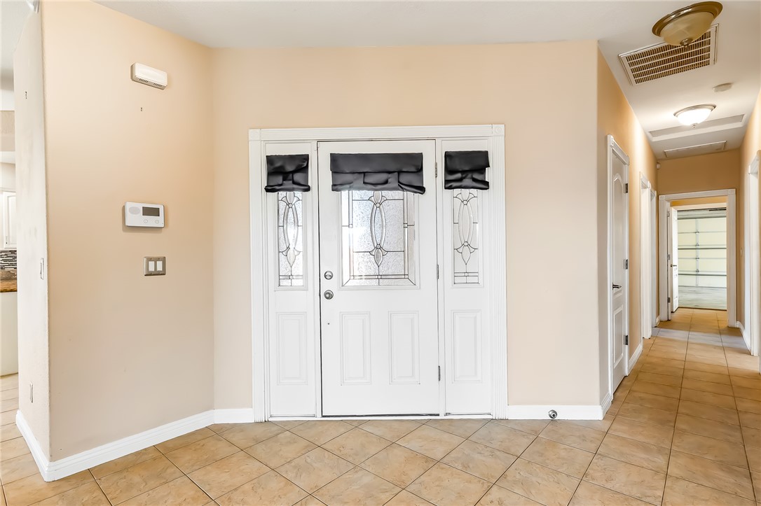 8707 S Sycamore Street