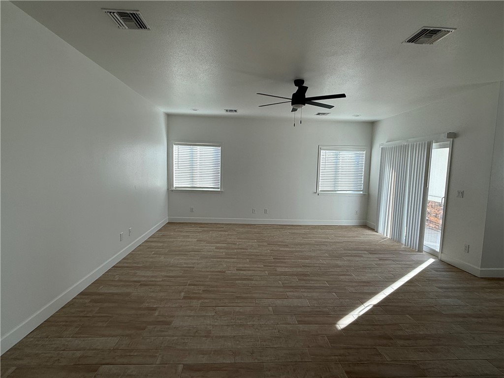 5640 S Desert Lakes Drive