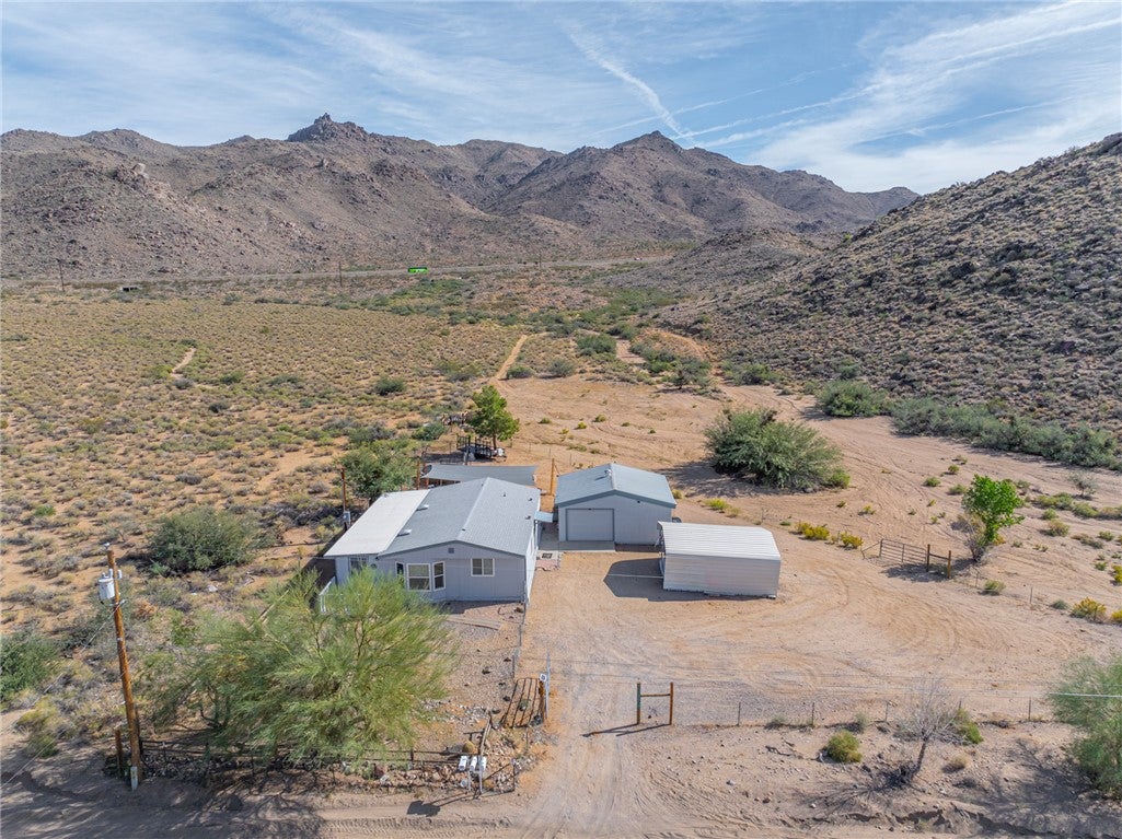 3808 N Bryce Road