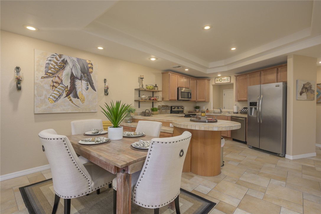 251 Moser Avenue 102