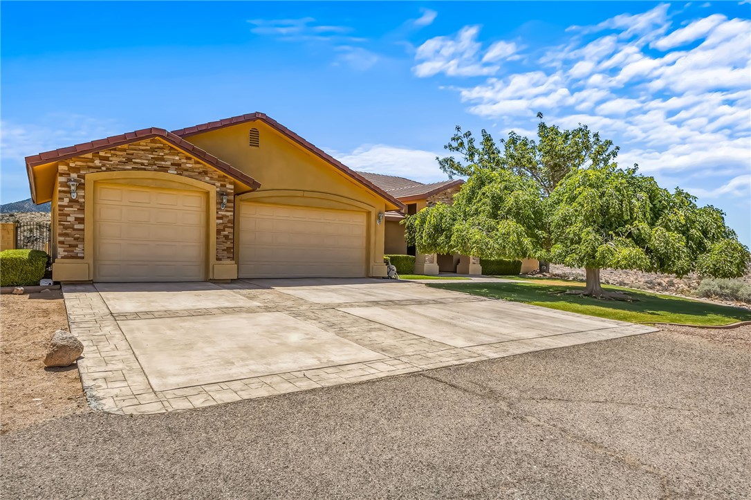 4182 E Hualapai Mountain Road