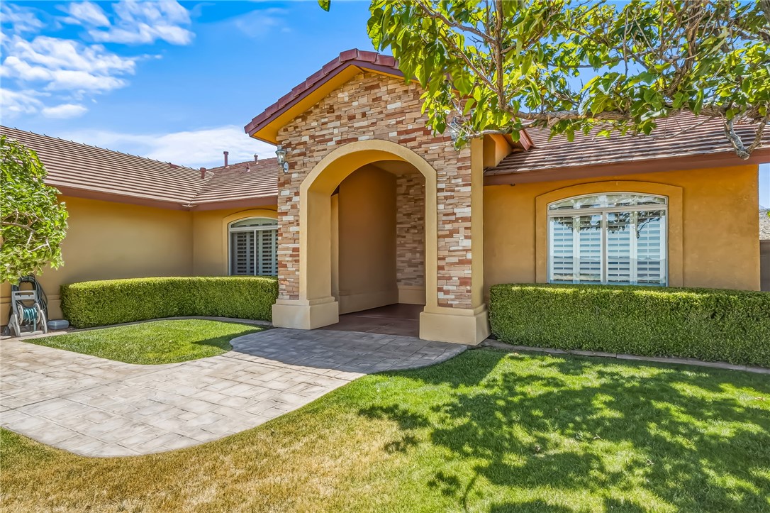 4182 E Hualapai Mountain Road