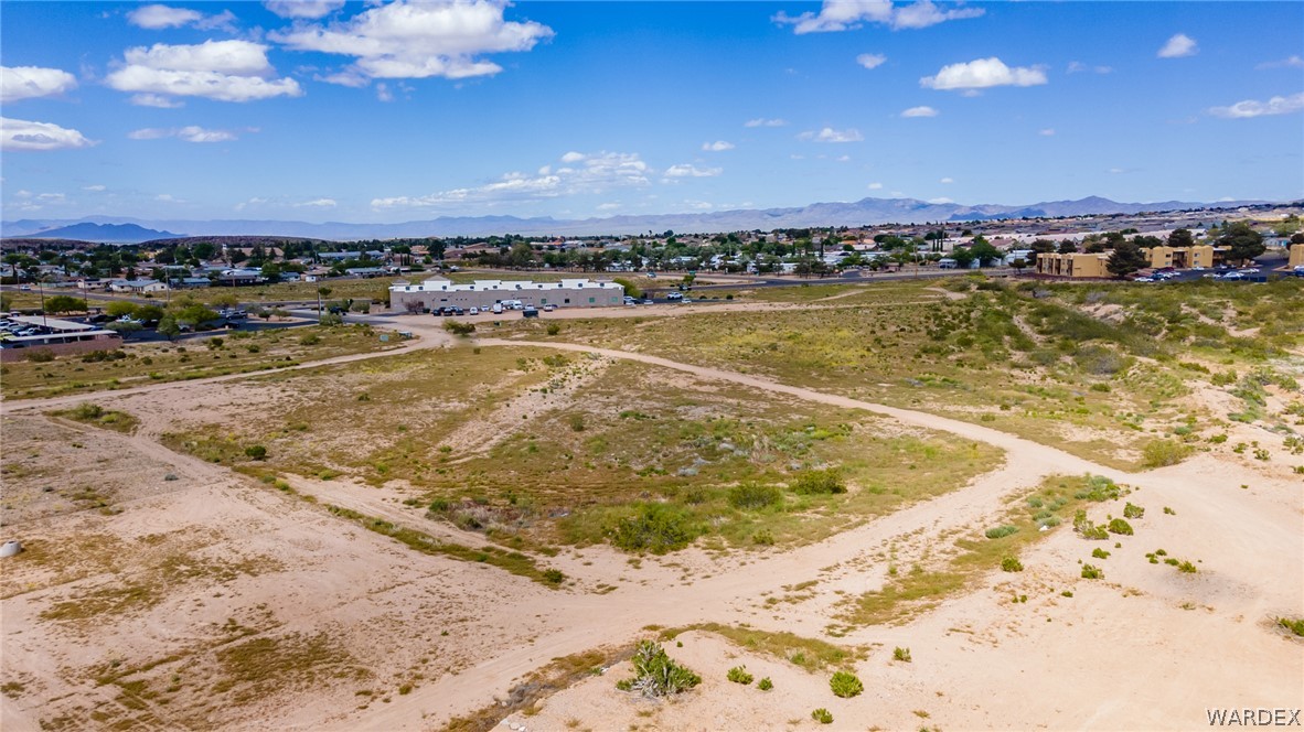 009 Hualapai Mountain Road