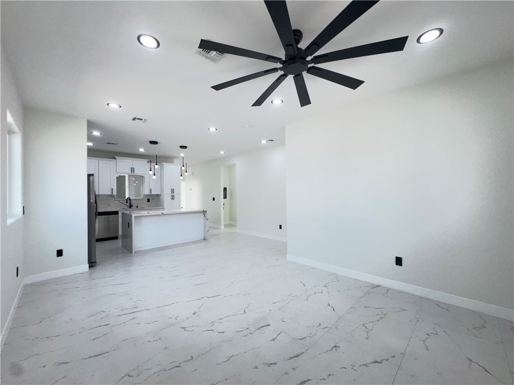 1826 Coronado Drive
