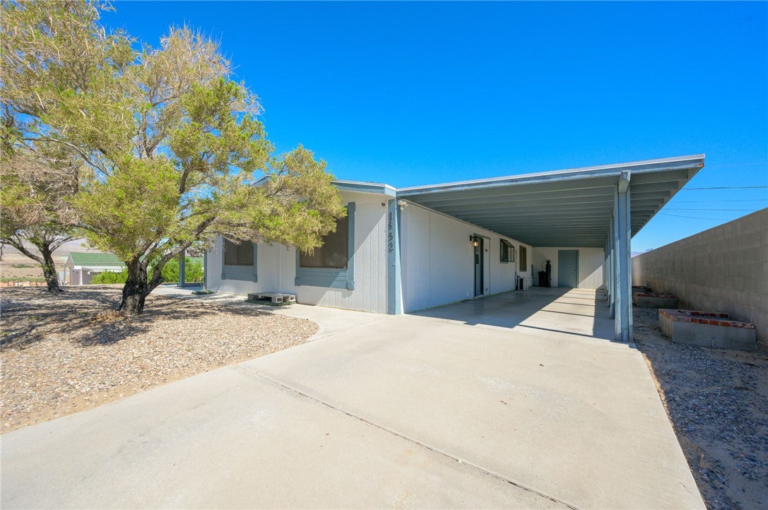 1452 Colina Drive