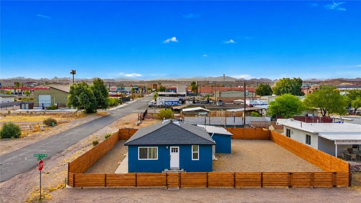 316 River Glen Drive