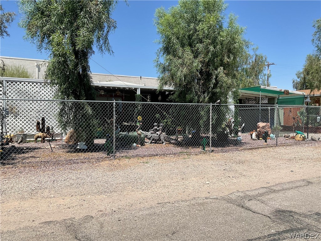 View Bullhead City, AZ 86442 mobile home