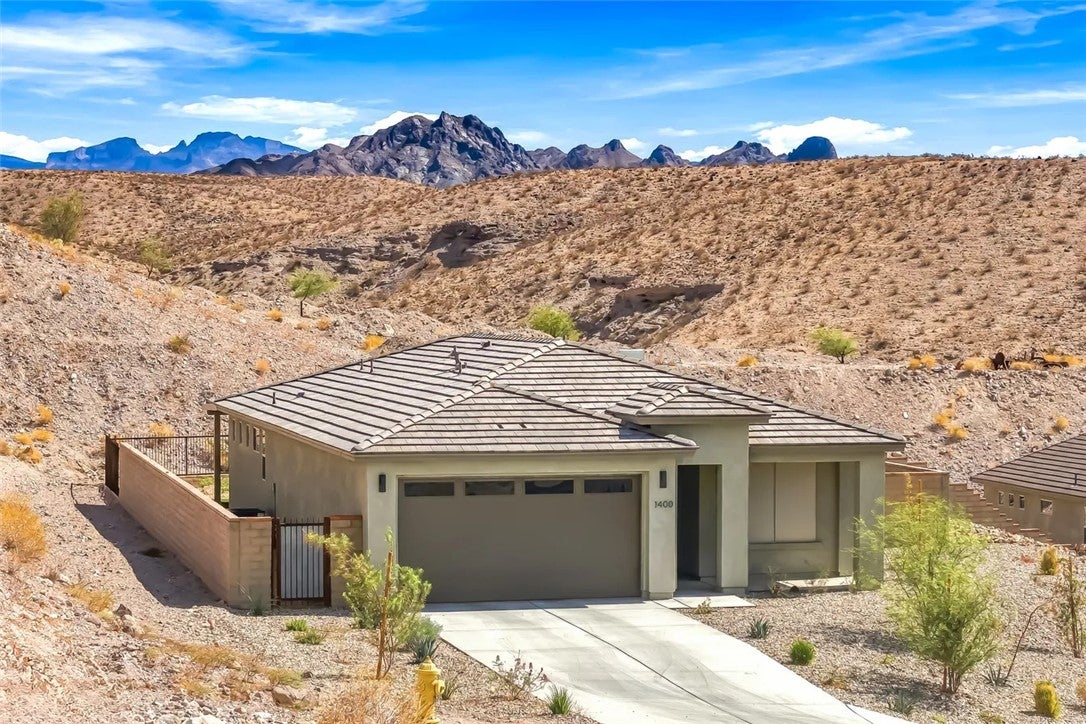 1400 Dutchman Trail
