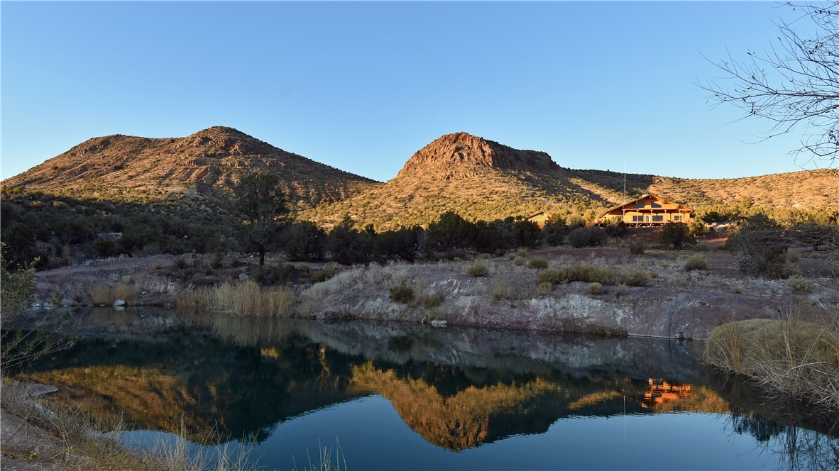 18723 E Knight Creek Road