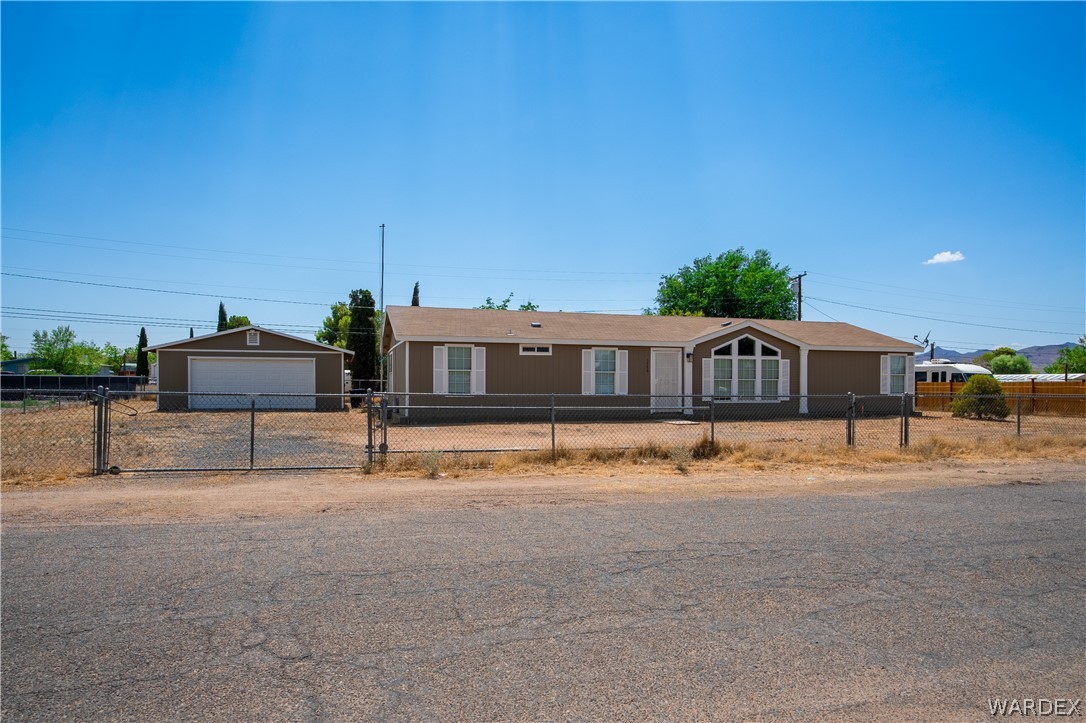 View Kingman, AZ 86409 mobile home