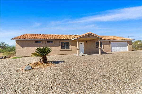 3593 N MAVERICK RD, GOLDEN VALLEY, AZ 86413 - Image a98fc68e7e450c8deda4fed0f6b286e4/830146003