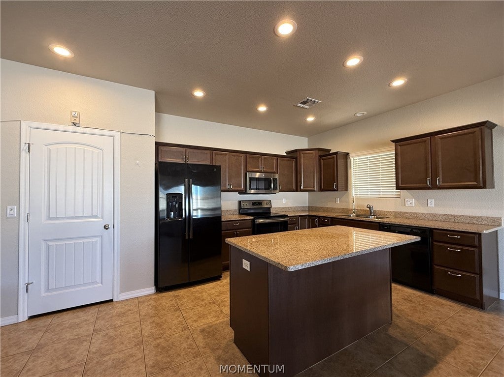 3609 Corrales Avenue