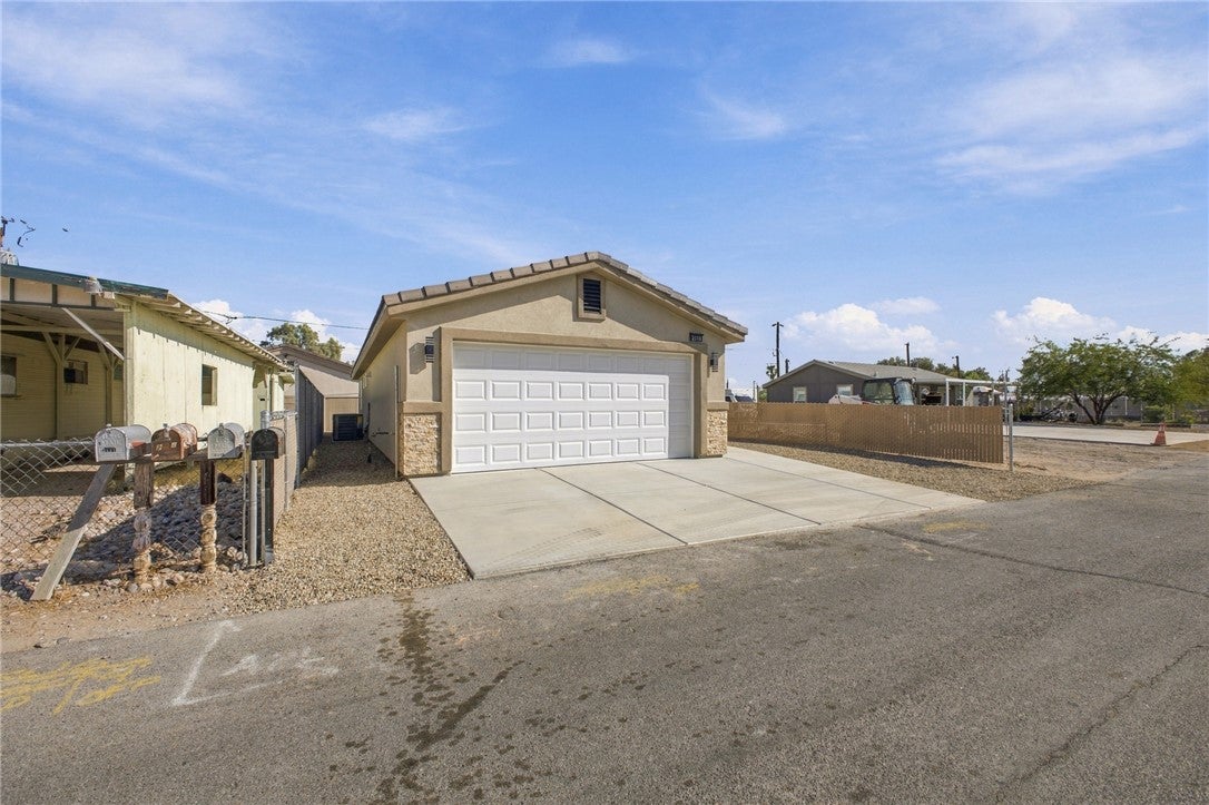 2116 Del Rey Drive