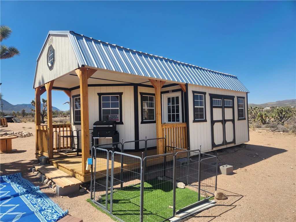 27195,27211 N Sandy Point Drive