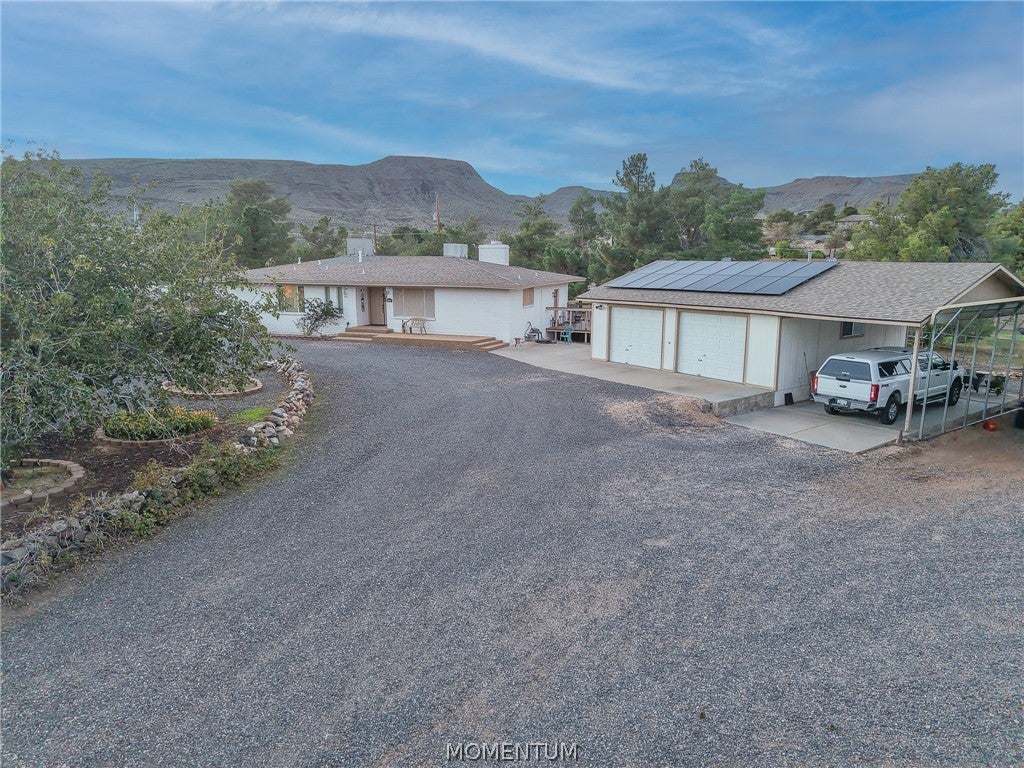 425 Riata Valley Road