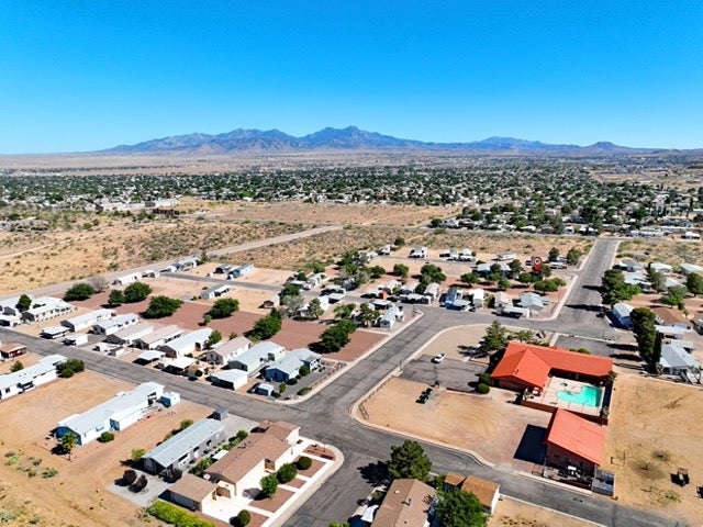 1207 E Aralia Drive