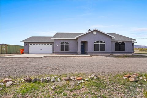 917 S Escuela Road Golden Valley AZ 86413