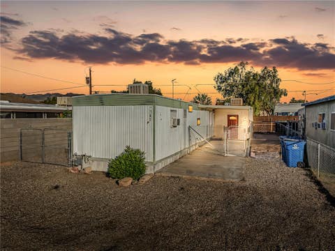 Featured picture for the property 034840