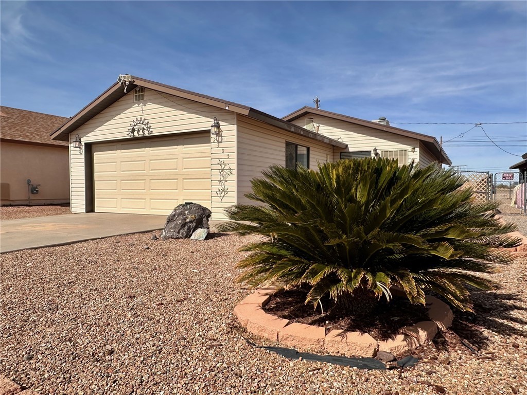 2305 E Carver Avenue