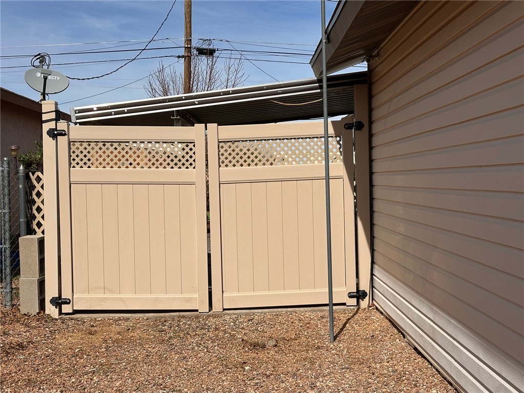 2305 E Carver Avenue