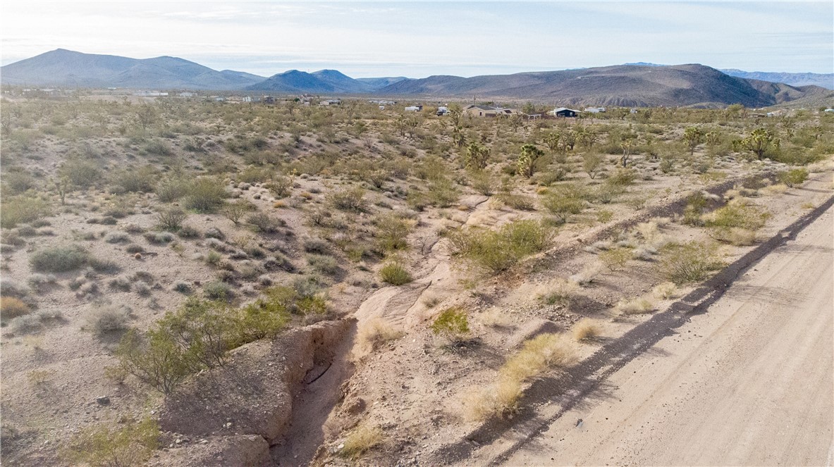 21372 N Spear Boulevard