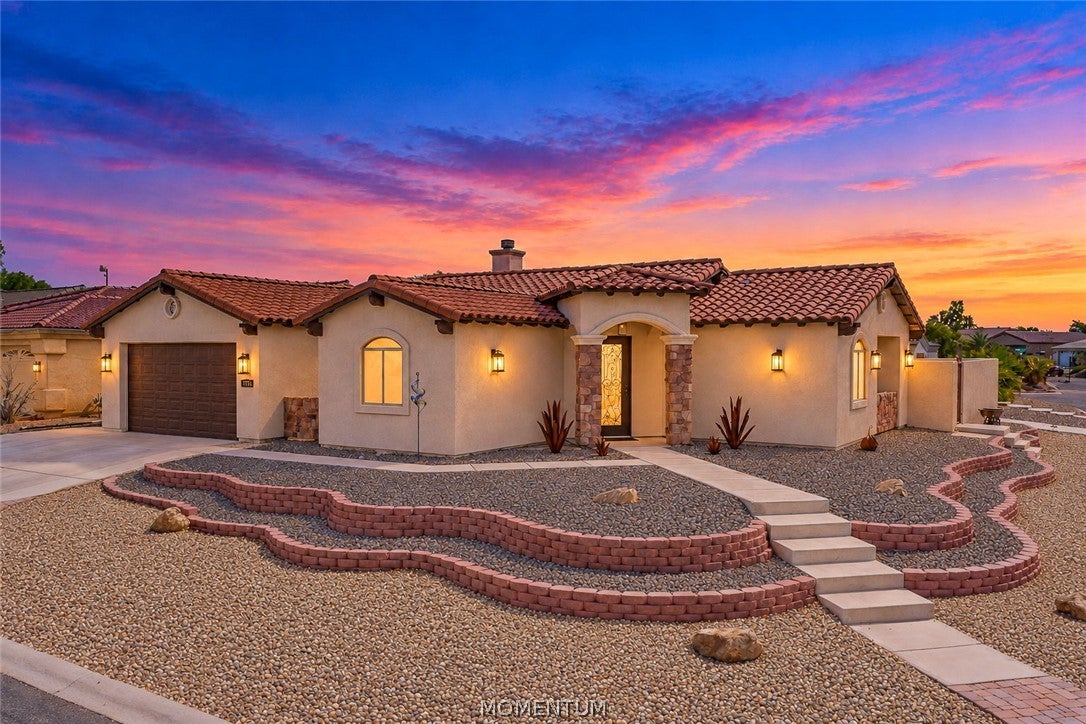 1932 E Desert Greens Lane