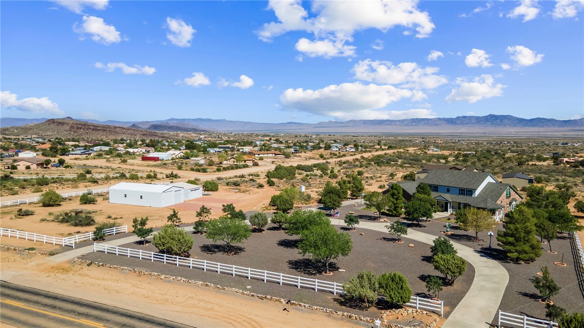 Kingman, Arizona, 86409, United States, 5 Bedrooms Bedrooms, ,5 BathroomsBathrooms,Residential,Active,1946324