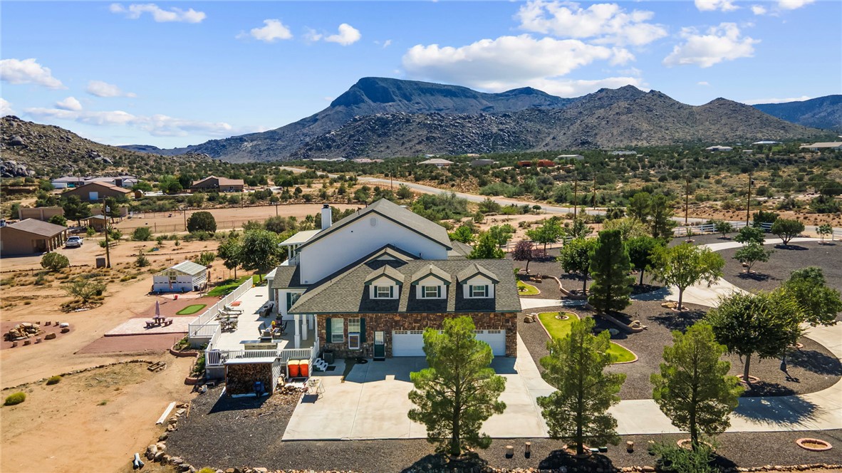 Kingman, Arizona, 86409, United States, 5 Bedrooms Bedrooms, ,5 BathroomsBathrooms,Residential,Active,1946324