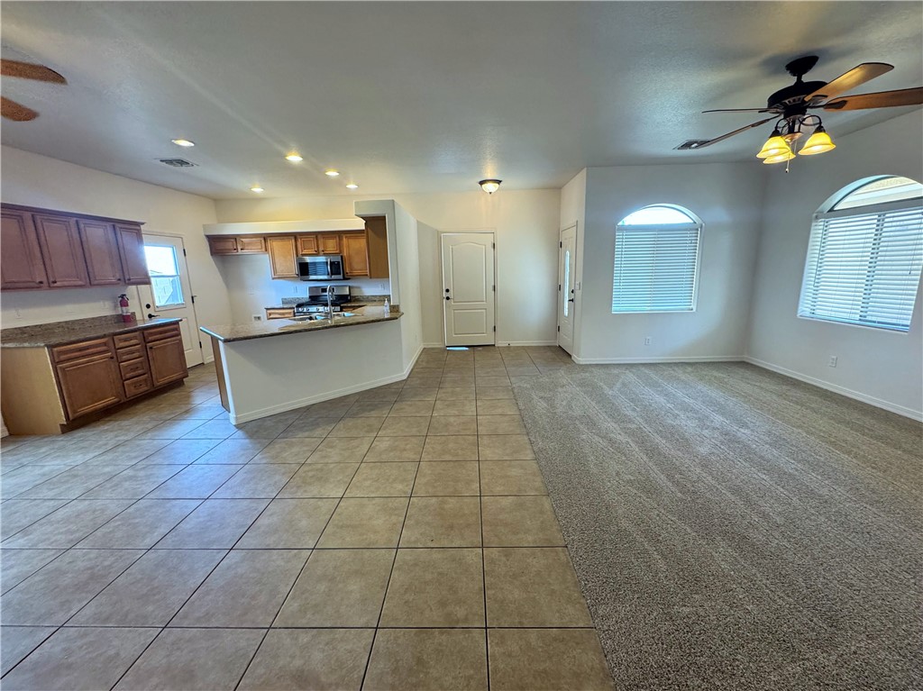 3745 N Lomita Street